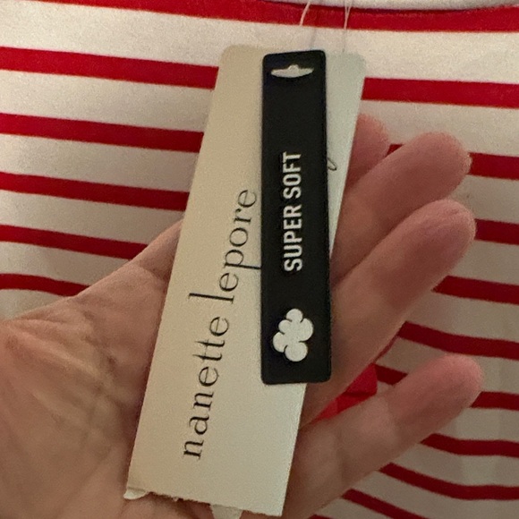 Oversized Nanette Lepore Red and White Striped Sweatshirt - Picture 2 of 6